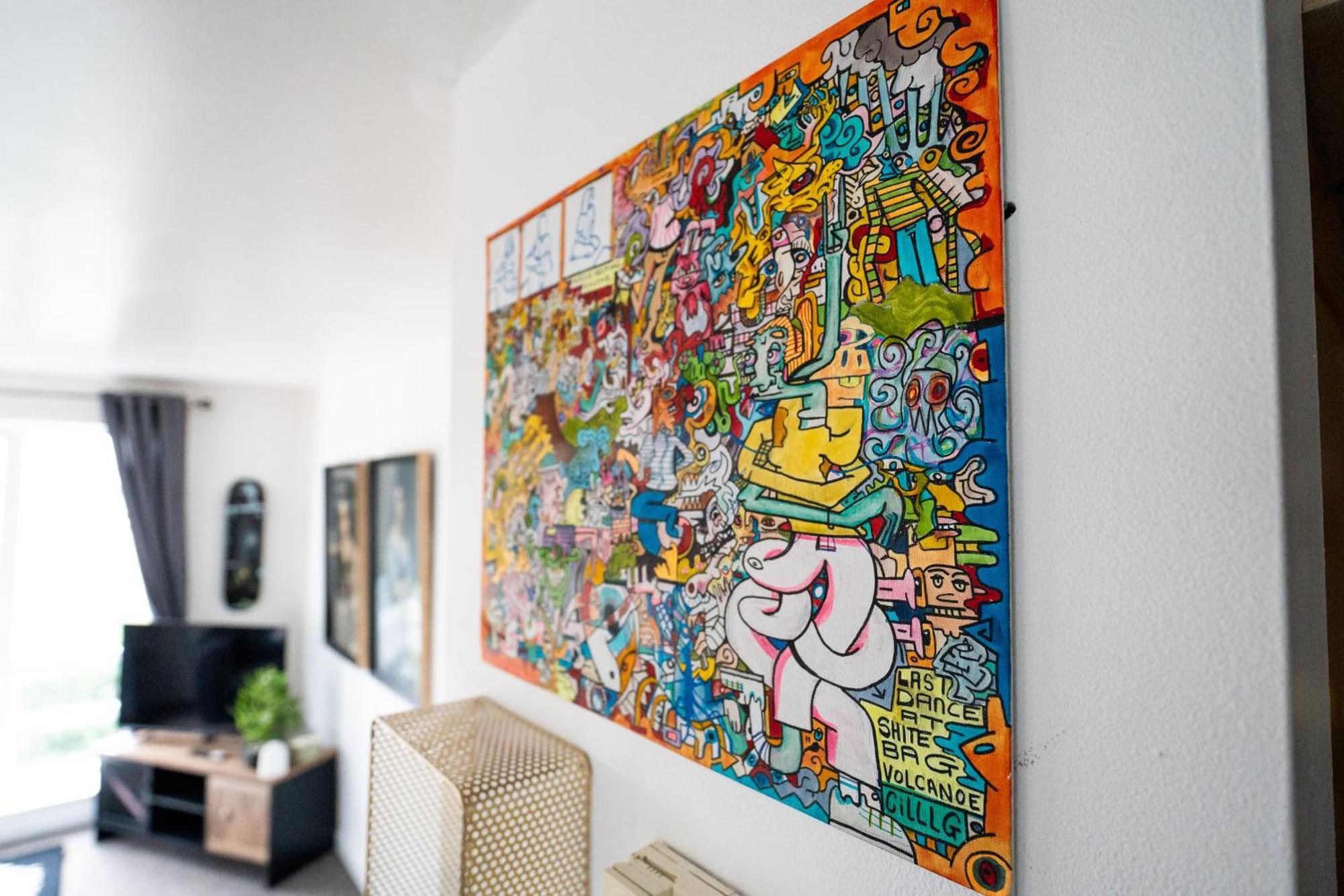 Artistic Stunning Apartment City View Londonderry ภายนอก รูปภาพ